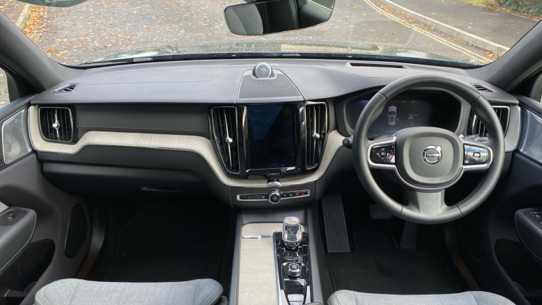 Volvo XC60 2.0 T8 [455] RC PHEV Ultimate Dark 5dr AWD Gtron Estate